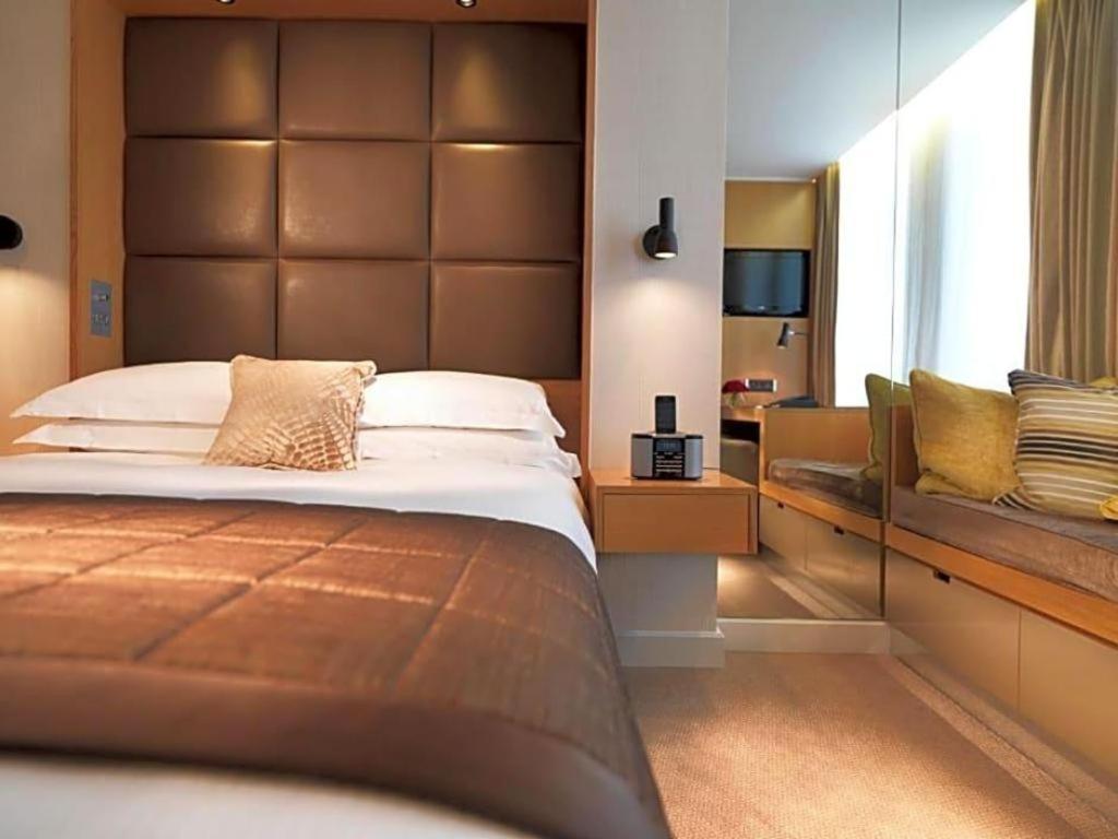Royal Garden Hotel Guangzhou Bagian luar foto